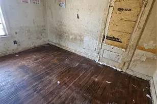 513 Elm St, Bourbon, MO 65441 - Photo 6