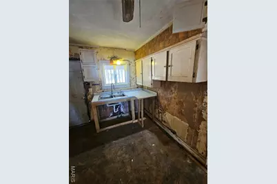 513 Elm Street, Bourbon, MO 65441 - Photo 8