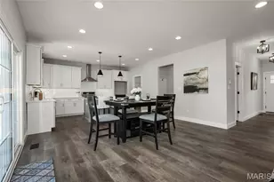 9239 Merritt Ave, Rock Hill, MO 63144 - Photo 6