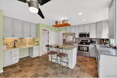 622 Dougherty Terrace Drive, Ballwin, MO 63021 - Photo 16