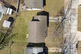 1415 St Theresa Ln, Saint Charles, MO 63304 - Photo 2