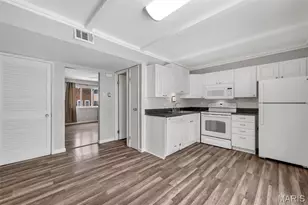 10736 Carroll Wood Way, Saint Louis, MO 63128 - Photo 12