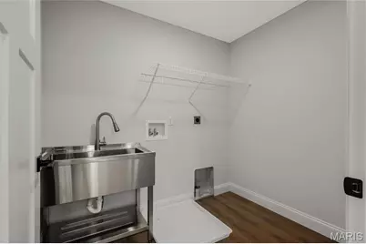 8832 Moritz Avenue, Brentwood, MO 63144 - Photo 30