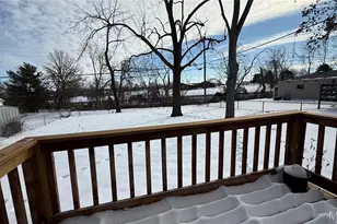 9834 Glenmont Dr, Saint Louis, MO 63123 - Photo 4