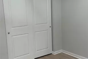 950 E Rue De La Banque, Creve Coeur, MO 63141 - Photo 10