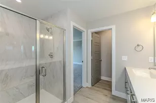 8919 Gateway Heights, Richmond Heights, MO 63144 - Photo 32