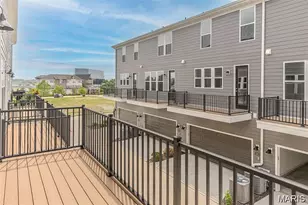 8919 Gateway Heights, Richmond Heights, MO 63144 - Photo 38