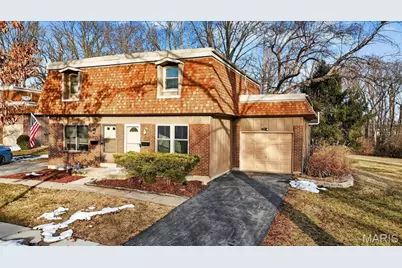11846 Sologne Court, Maryland Heights, MO 63043 - Photo 2