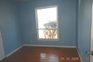 2960 Devonshire Dr, Florissant, MO 63033 - Photo 6