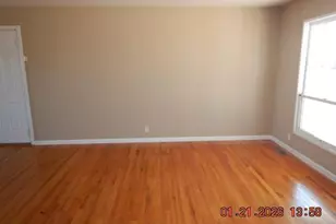 2960 Devonshire Dr, Florissant, MO 63033 - Photo 4