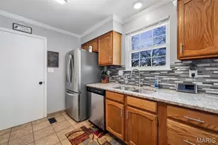 3173 Autumn Trace Dr, Maryland Heights, MO 63043 - Photo 18