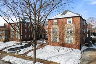 7545 Wellington Way, Saint Louis, MO 63105 - Photo 34