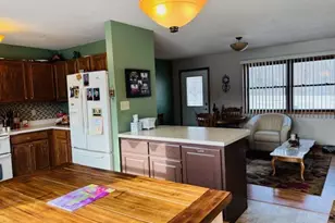 205 and 207 Center Point Rd, Shelbyville, MO 65565 - Photo 30