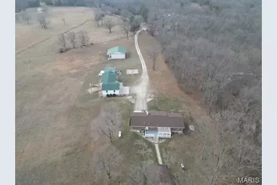 205 and 207 Center Point Rd, Shelbyville, MO 65565 - Photo 2