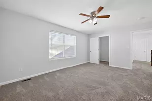 1319 Commons Cir, Saint Charles, MO 63304 - Photo 20