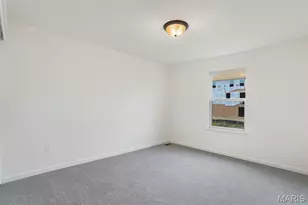 1045 Bloomfield Dr, Eureka, MO 63025 - Photo 4