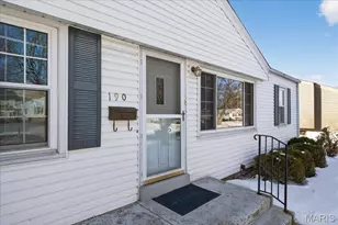 190 St Baptista Ln, Florissant, MO 63031 - Photo 2