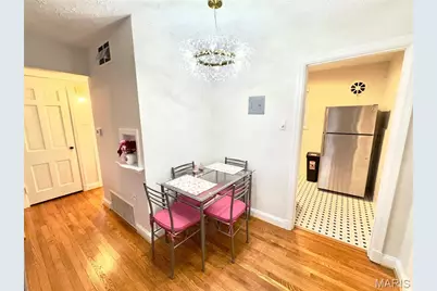 35 Topton Way #2W, Clayton, MO 63105 - Photo 12