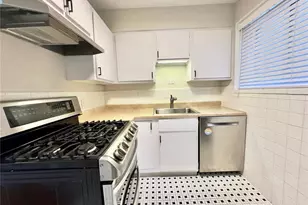 35 Topton Way, Clayton, MO 63105 - Photo 14