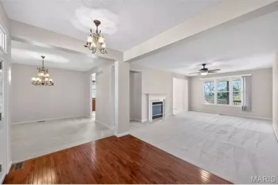 2098 Hawks Landing Drive #S, Lake Saint Louis, MO 63367 - Photo 18