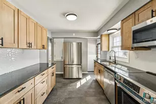 10008 Meadowfield Ln, Saint Louis, MO 63128 - Photo 8