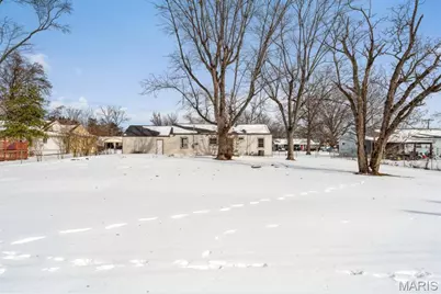 10008 Meadowfield Lane, Saint Louis, MO 63128 - Photo 32
