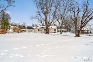 10008 Meadowfield Ln, Saint Louis, MO 63128 - Photo 32