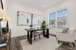 351 Oak Stand Ct, Chesterfield, MO 63005 - Photo 4