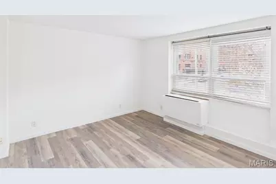 210 N 17th Street #201, Saint Louis, MO 63103 - Photo 8