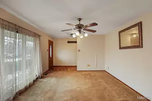11511 Corlyn Dr, Saint Louis, MO 63138 - Photo 4