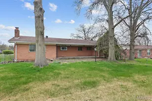 11511 Corlyn Dr, Saint Louis, MO 63138 - Photo 18