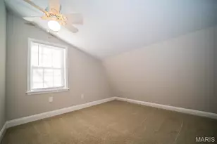 6051 Valley Dr, French Village, MO 63036 - Photo 14