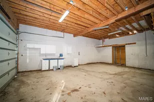 6051 Valley Dr, French Village, MO 63036 - Photo 20