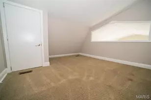 6051 Valley Dr, French Village, MO 63036 - Photo 12