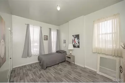 2935 Saint Vincent Avenue, Saint Louis, MO 63104 - Photo 30