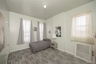 2935 St Vincent Ave, Saint Louis, MO 63104 - Photo 30