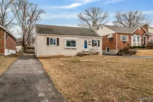 7819 Kenridge Ln, Saint Louis, MO 63119 - Photo 2