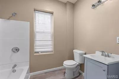5088 Minerva Avenue, Saint Louis, MO 63113 - Photo 20