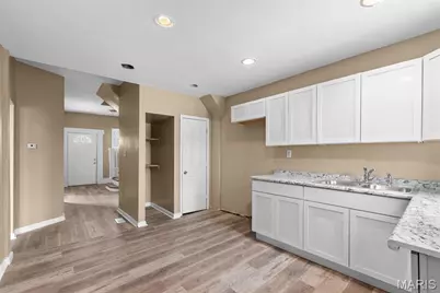 5088 Minerva Avenue, Saint Louis, MO 63113 - Photo 14