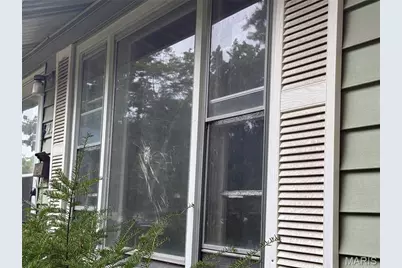 125 Forestwood Drive, Saint Louis, MO 63135 - Photo 8