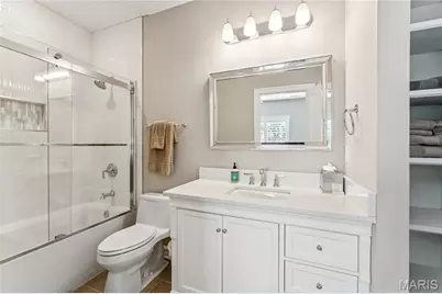 1 Tuscany Park, Clayton, MO 63105 - Photo 48