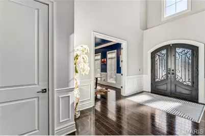 1 Tuscany Park, Clayton, MO 63105 - Photo 6