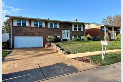 3233 Hedgetree Lane, Saint Louis, MO 63129 - Photo 1