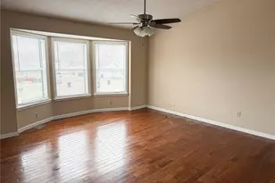 707 Hawthorne Dr, Pacific, MO 63069 - Photo 4