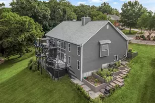 215 Cobblefield Ct, Ballwin, MO 63011 - Photo 60