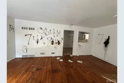 10416 Durness Drive, Saint Louis, MO 63137 - Photo 2