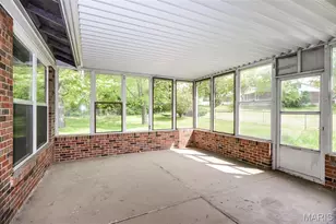 3754 Monsols, Florissant, MO 63034 - Photo 8