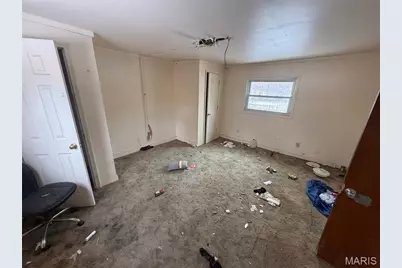 557 Gallatin Drive, Bismarck, MO 63624 - Photo 12