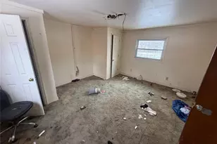 557 Gallatin Dr, Bismarck, MO 63624 - Photo 12