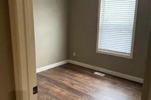 29493 Walnut Valley Ct, Wright City, MO 63390 - Photo 8